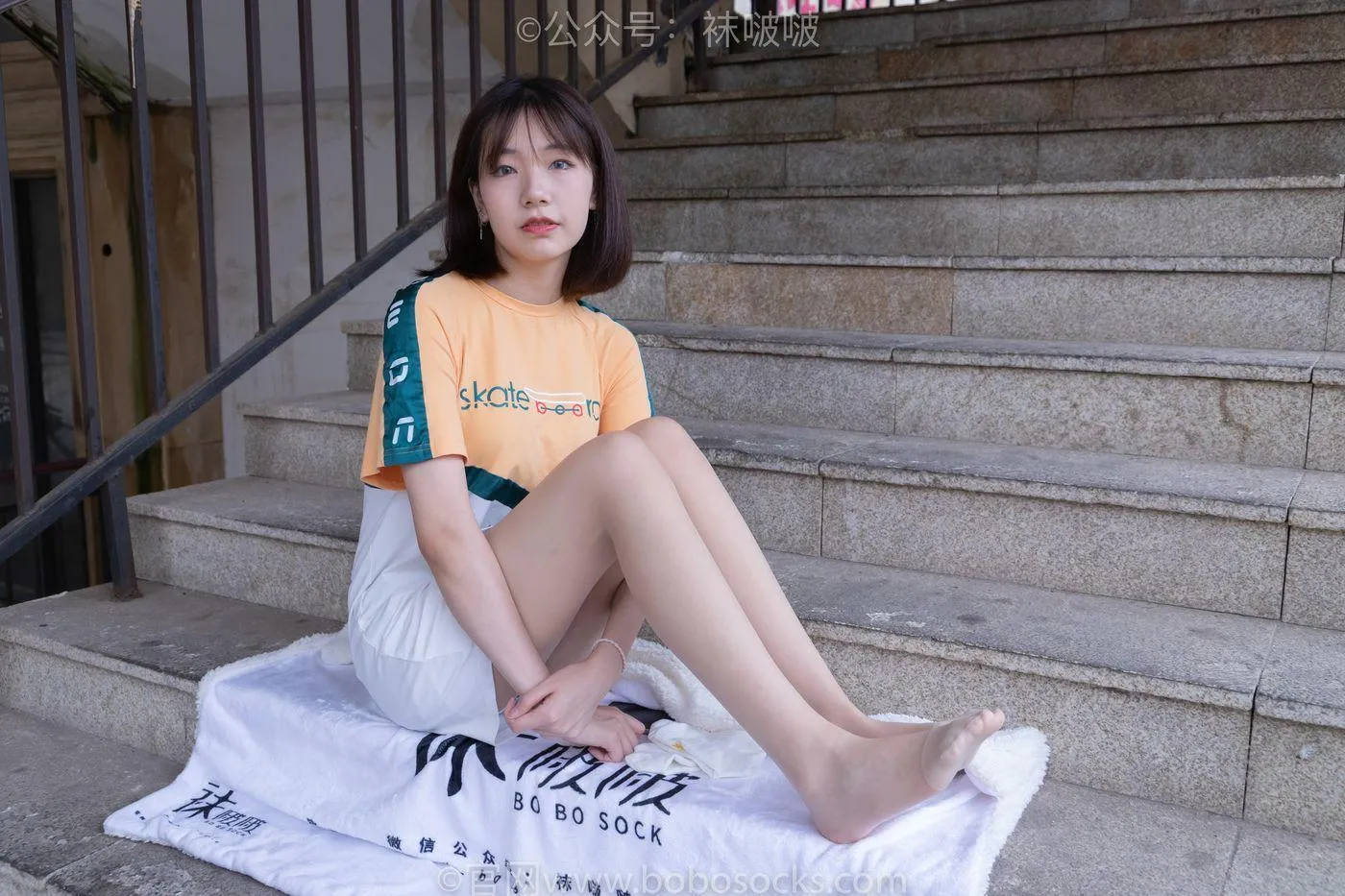 [BoBoSocks袜啵啵]NO.069 小甜豆-vans板鞋、白棉袜、肉丝 [135P]插图2